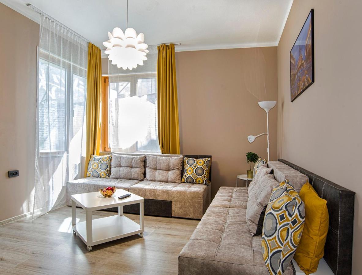 Ancient Serdica 2-Bedroom Apartment โซเฟีย ภายนอก รูปภาพ